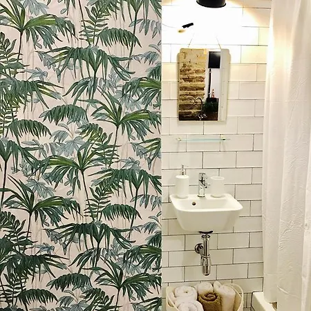 Atico Falla 公寓 *